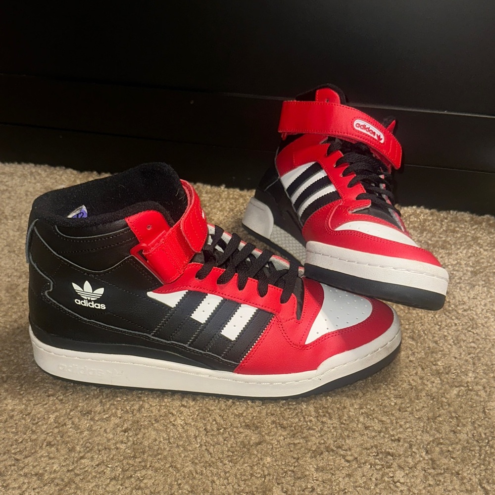 Adidas Forum Mens Size 11.5 Red White Black Athletic Sneakers